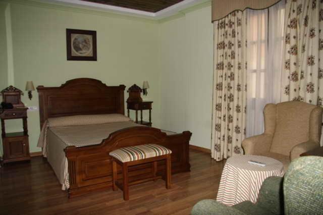 Huéscar Hotel El Mano חדר תמונה